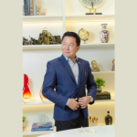 Milton Seigi Hayashi apresenta os diferentes tipos de implantes de silicone para resultados personalizados.