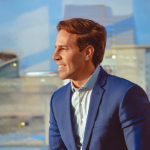 Validação de ideia sem autoengano: Ian dos Anjos Cunha explica como identificar sinais práticos de demanda real antes de investir tempo e recursos.