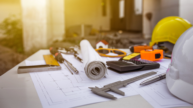 Compatibilização entre contenção e arquitetura: como prevenir improvisos em obra é analisado por Valderci Malagosini Machado com foco em segurança e precisão técnica.