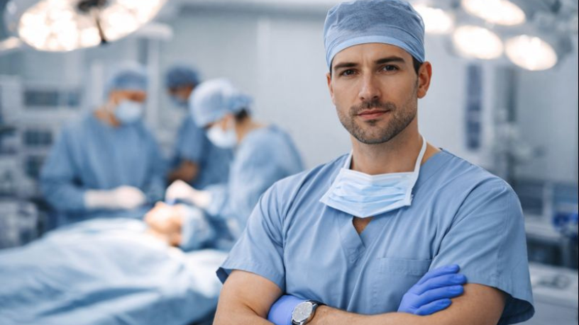 Haeckel Cabral Moraes explica os limites técnicos da cirurgia plástica.